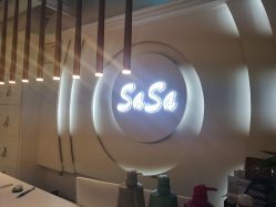 -BULB STUDIO 巴柏明星发型工作室