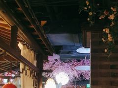 -韵秋荷(宝山龙湖天街店)