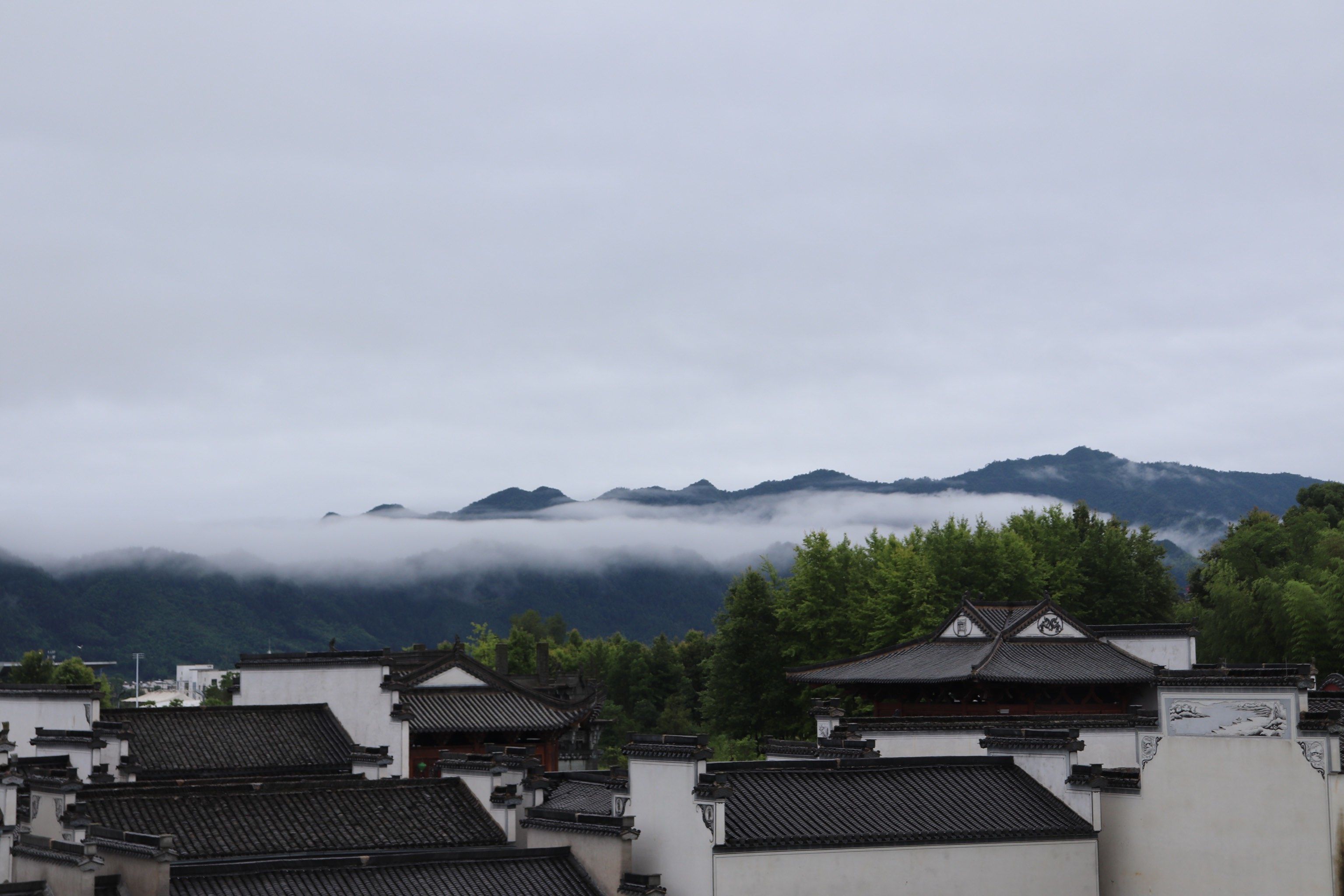 皖风知我意,吹梦到徽州