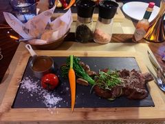 和牛西冷牛排M3-YUE·6·西式融合餐厅(外滩六号店)