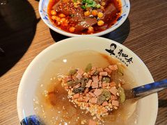-肖四女乐山跷脚牛肉(南汇大学城生活广场店)