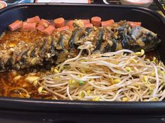 -川渝窈妹纸包鱼·齐齐哈尔烤肉