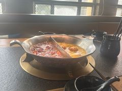 -湊湊火锅·茶憩(南京东路悦荟店)