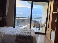 -大理洱海龙湾假日酒店