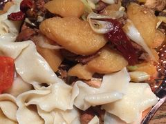 阿里家农场散养大盘鸡-阿里家·新疆烤肉酒場 by MIG