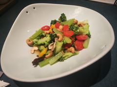 坚果时蔬-野蔓果·山野菜(西湖景区·龙井茶田店)