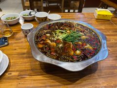 -乡土特色.冷锅鱼.牦牛肉汤锅