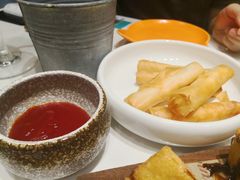 -more than meow吴止猫主题餐厅(承德 中船汇店)