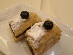 蓝莓拿破仑-利苑酒家(合景国际金融广场店)