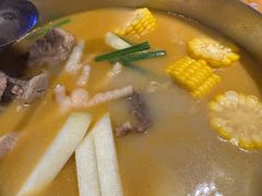 -肥仔文澳门猪骨煲(南京西路店)