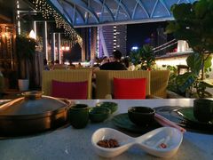 露天位-润园四季椰子鸡火锅(海上世界店)