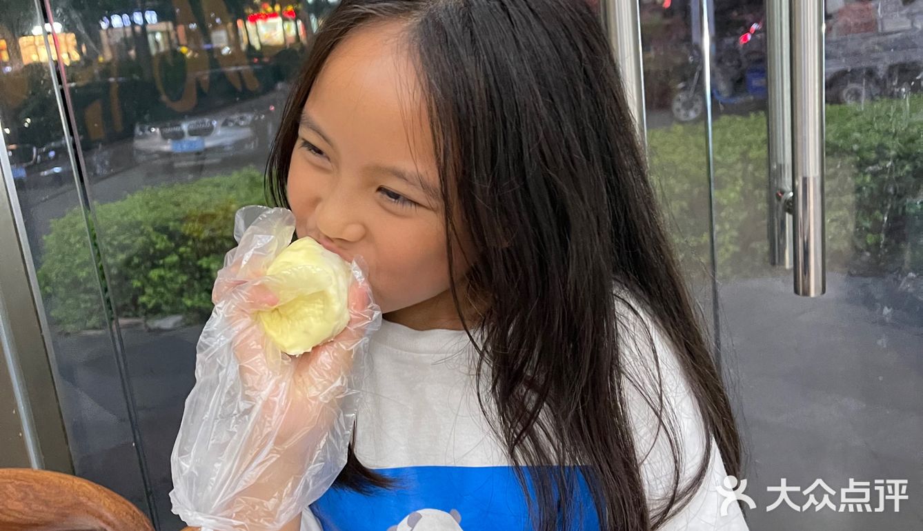 吃榴莲吃到中毒 有同款宝宝吗