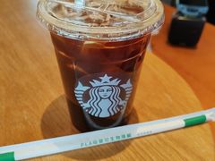 -星巴克(西安曲江银泰店)