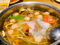 酸萝卜鸭架汤-守柴炉烤鸭(科华中路王府井店)