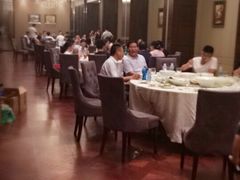 -飨食汇全日制餐厅·昆山皇冠假日酒店(九方店)