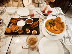 -关夫人餐厅(阳光广场店)