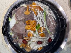 -九寨特色牦牛肉汤锅 羊肉汤锅