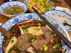 牛骨清汤牛肉面-白金成(珠江路店)