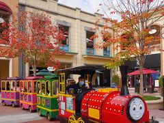 -王府井奥莱临潼小镇(临潼店)