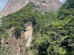 -鄣山大峡谷