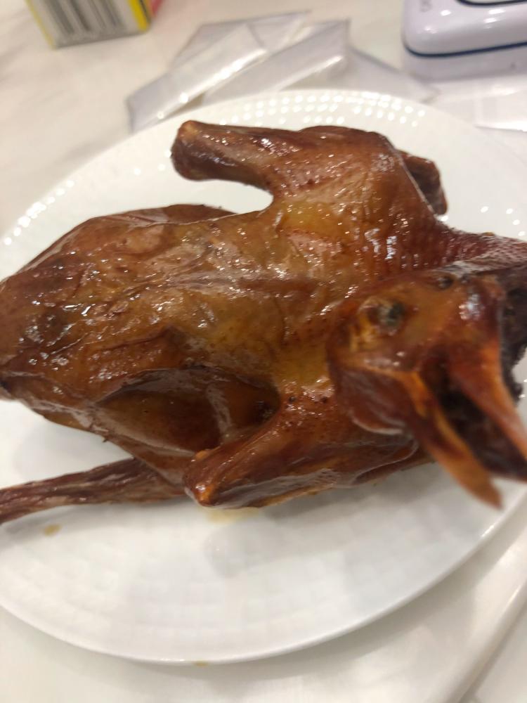 妙龄乳鸽(来凤街店)-"订了唯一的包间,适合十人以内就餐,老板和.