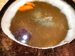 椰子炖竹丝鸡-老廣食堂(区庄店)