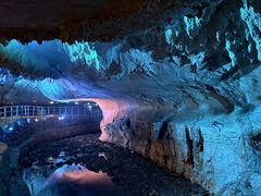 -九华秋浦胜境大王洞风景区