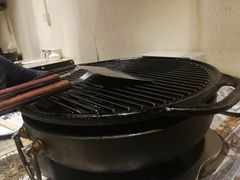 -燚店·铁板鱼蛙·烤肉·烤串(北新桥店)