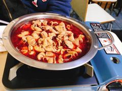 肥肠火锅-老红桥炸灌肠牛肚锅烧烤(定福庄店)