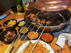 -梁山烤肉(榆林行者武松店)