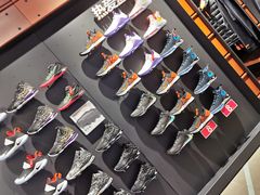 -耐克(恒隆广场店)