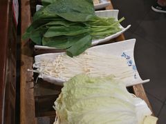 -亿诣蝎府炸酱面羊蝎子火锅(酷车小镇店)
