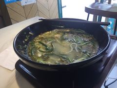 -蒙小妹骨汤饭.米线(新光路店)