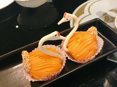 鲜果榴莲天鹅酥-陶陶居酒家(海岸城店)