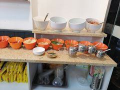 自助调料区-签签飞串串火锅