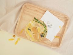 檸檬柚子汽泡水-UP ON AIR