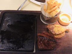 -半秋山西餐厅(襄阳万达店)