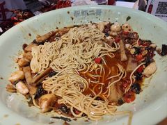 -靓虾二哥长沙地标小龙虾(五一广场店)