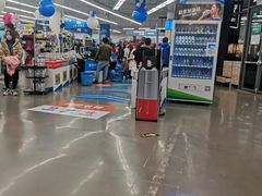 -迪卡侬(西华店)