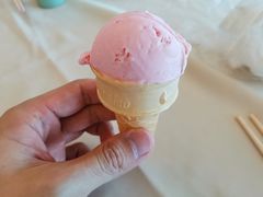 冰淇淋-中央电视塔旋转餐厅