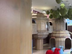 -水桶王国主题餐厅·聚会·生日派对·亲子活动·家庭套餐(亚龙湾希尔顿店)