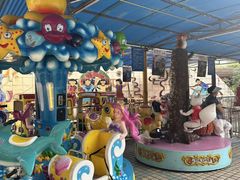 -顺德大良半月城游乐场