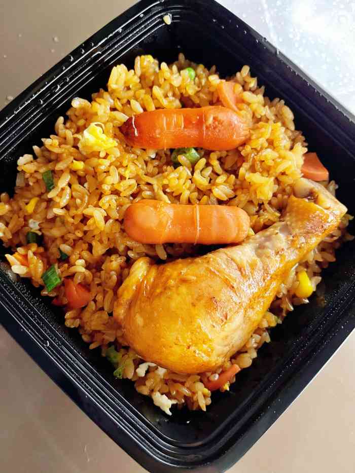 阿呆炒饭(闵行区银亭路店)-"第二次订餐了.这家炒饭还是很有特色的. .