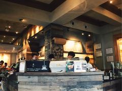 星巴克(武康路店)-星巴克(武康路店)