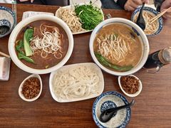 -金家小金碗云南过桥米线