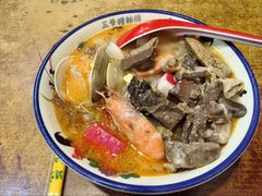 招牌糟柏醋-三爷糟粕醋·鲜鱼汤·海南特色小吃(新华南路店)