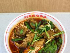 -叶伟胡辣壳面(两路口店)