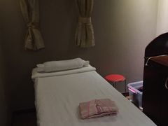 -莱蔻·圣灸堂·推拿艾灸(天山店)