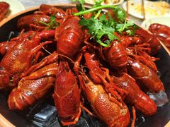 -巴厘龙虾·榜首油焖大虾(音乐学院·沿江酒馆店)