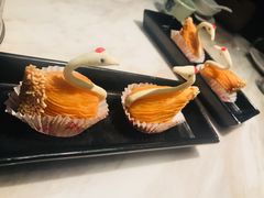 鲜果榴莲天鹅酥-陶陶居酒家(海岸城店)